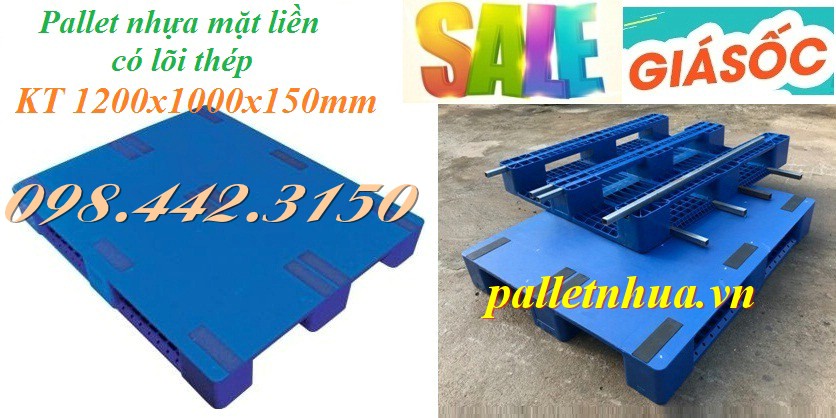 Pallet nhựa mặt liền c&oacute; l&otilde;i sắt m&agrave;u xanh 